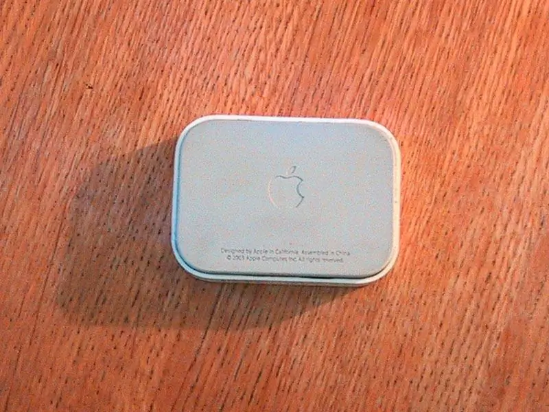 Obrint l’iPod Mini Dock