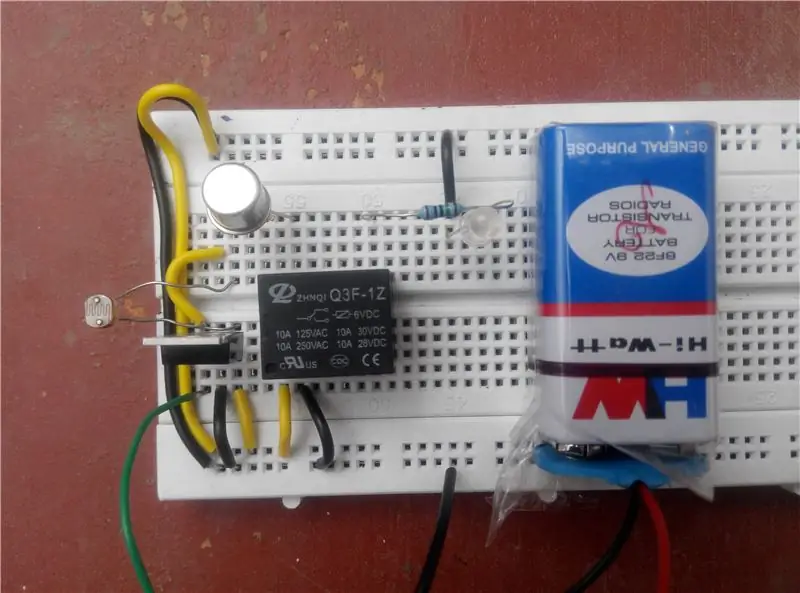 SIMPLE SUNLIGHT SENSOR