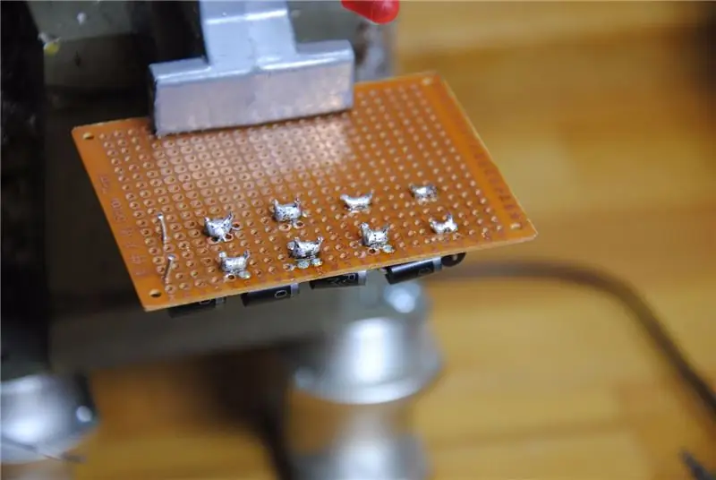 Installer les diodes sur le PCB