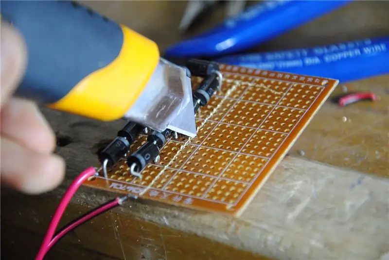 I-install ang Diode sa PCB