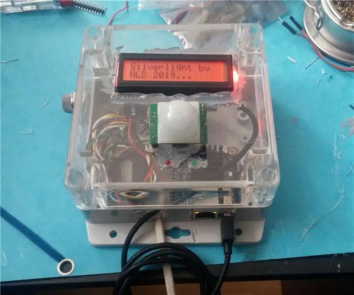 SilverLight: Arduino Batay sa Kapaligiran Monitor para sa Mga Silid ng Server: 3 Mga Hakbang (na may Mga Larawan)