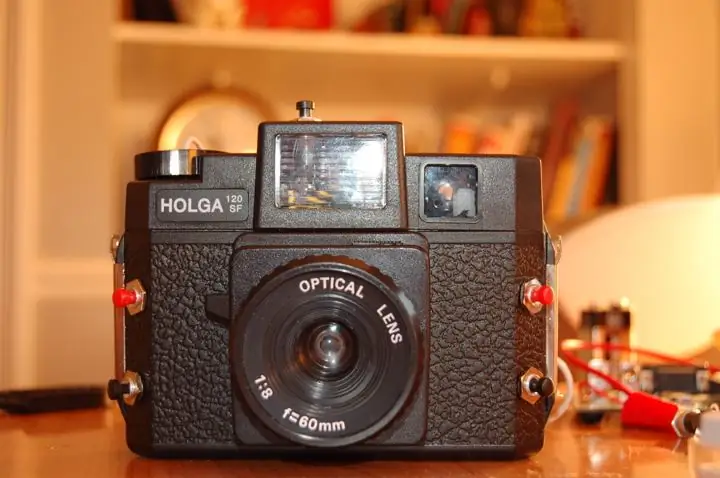 Faire du MP3 et une Holga : 18 étapes