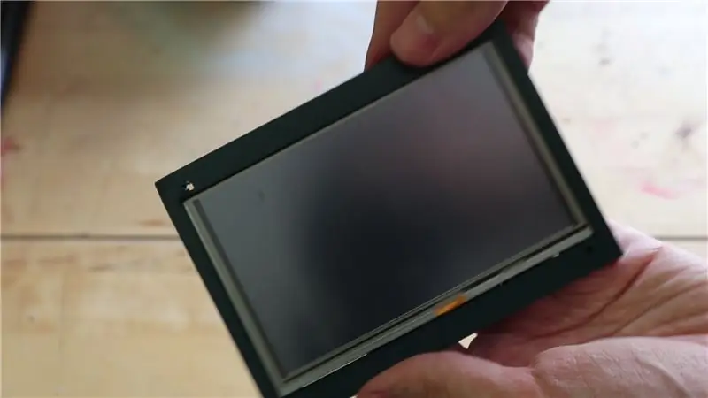 3D I-print ang isang Frame upang Hawakin ang aming Touchscreen, at Mga Lubda ng drill para sa Mga Screw