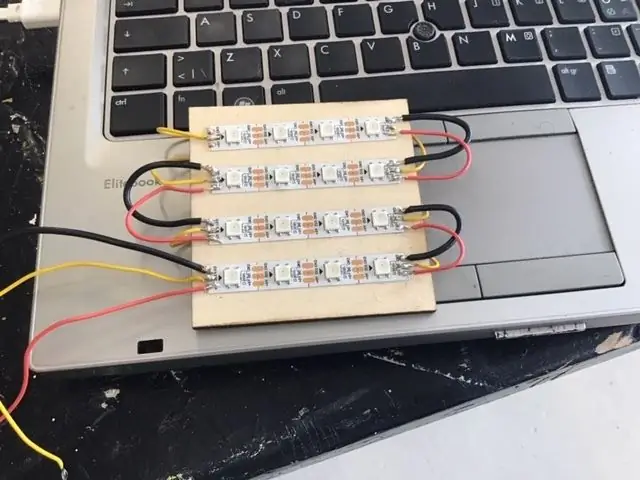 Koppel die Neopixels