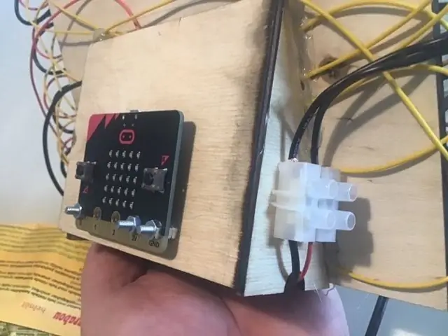 Tilføjelse af Micro: bit