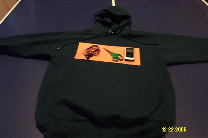 Hoodie -ni IPod -ga aylantiring: 4 qadam