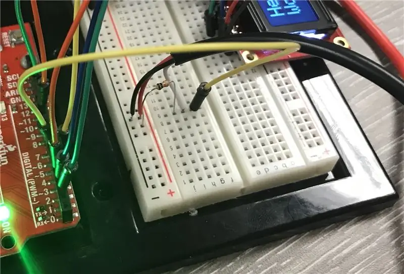 Cablee el sensor de temperatura