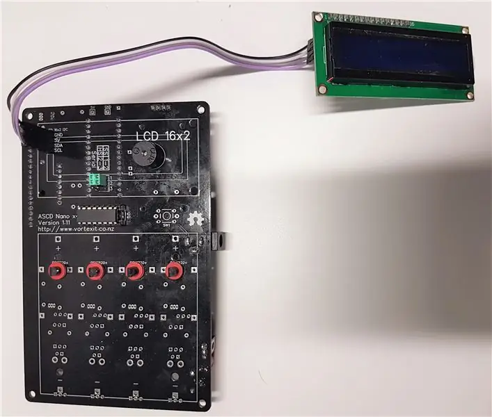 Тествайте и регулирайте контраста на LCD екрана / серийните джъмпери