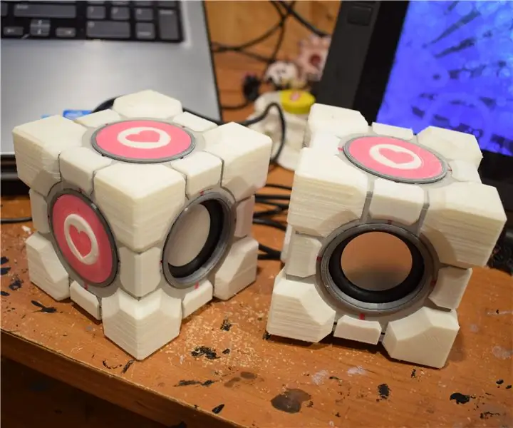 Portal 2 Companion Cube Audio reproduktor: 23 kroků (s obrázky)