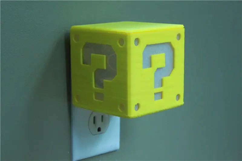 Monitorul solar Mario Question Block