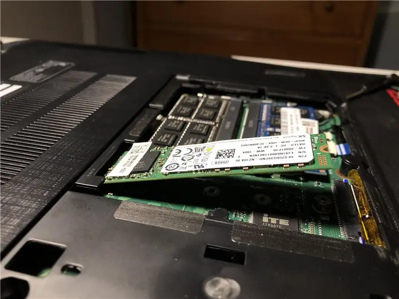 Alte SSD entfernen