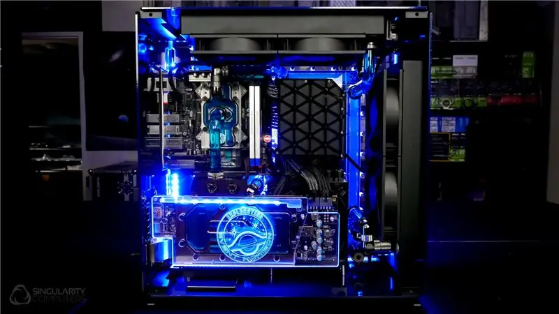 Build per PC raffreddato ad acqua di Event Horizon