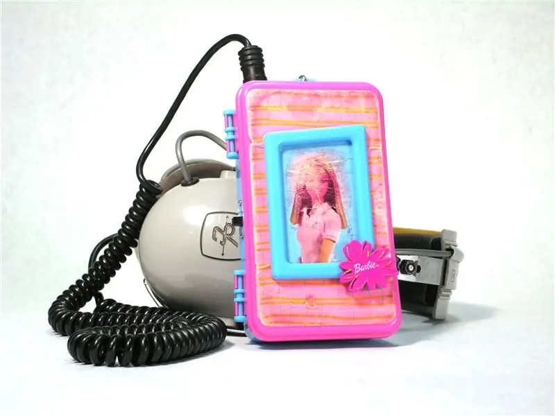 Hộp Barbie: Hộp ngụy trang / Hộp bùng nổ cho máy nghe nhạc Mp3 của bạn: 4 bước (có hình ảnh)