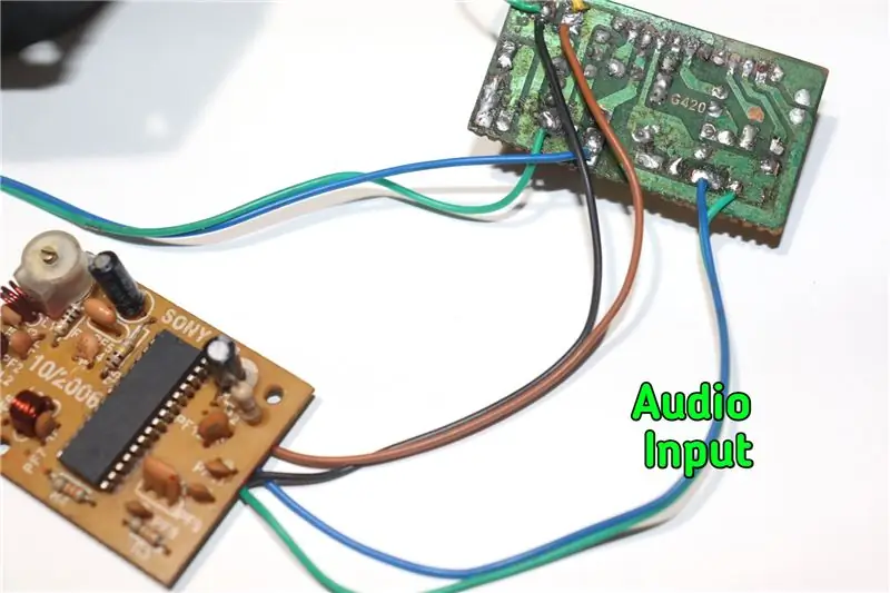 Volgende Audio-ingangsdraad aansluiten