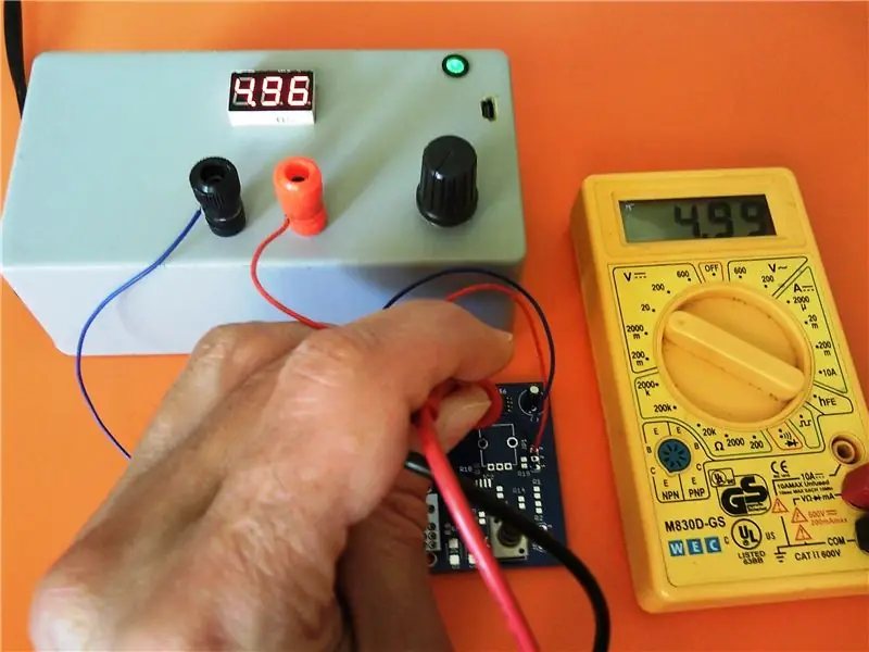 PCB thiab Soldering