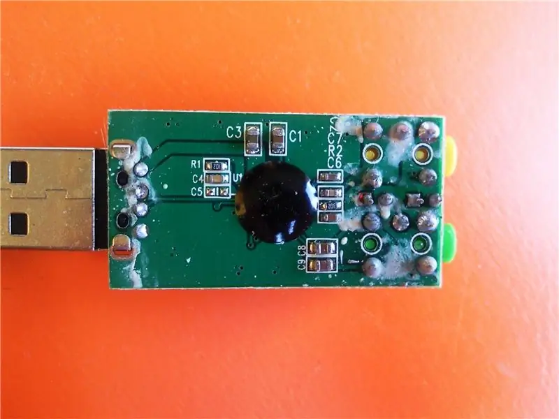 Ang USB Audio Card Revers Disenyo at Nodipikasyon