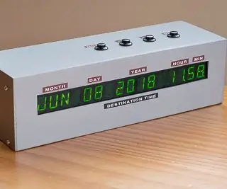 A Back to the Future Clock: 8 stappen (met afbeeldingen)