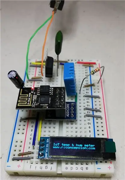 IoT เครื่องวัดอุณหภูมิและความชื้นพร้อมหน้าจอ OLED