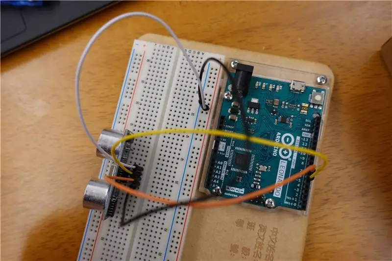 Circuit para sa HC-SR04