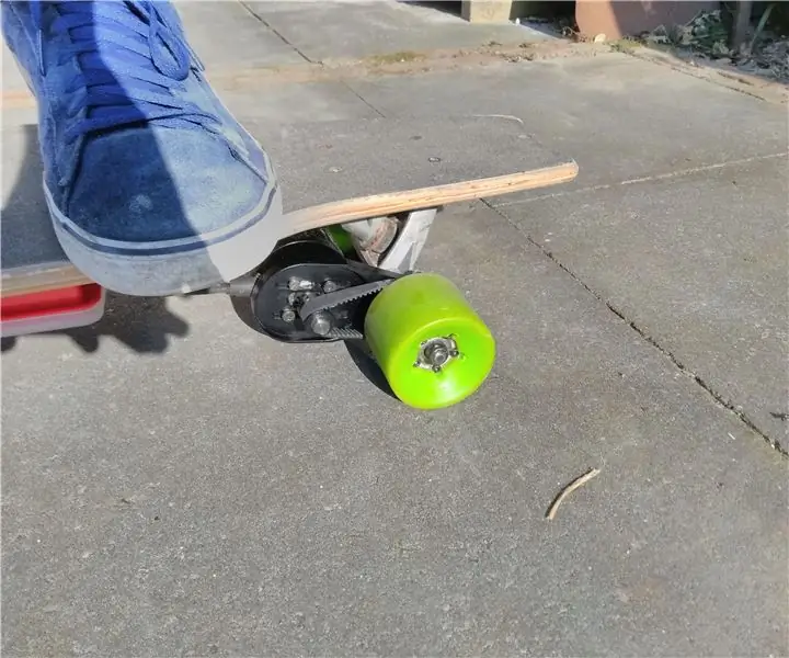 Diy Electric Skateboard: 14 кадам (Сүрөттөр менен)