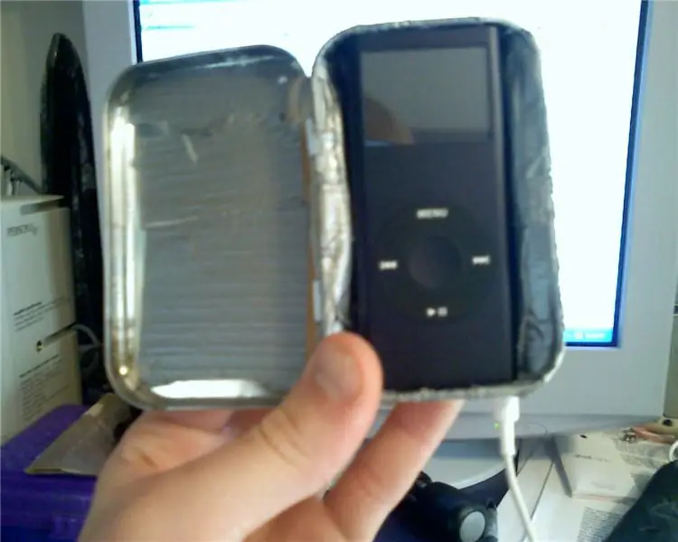 Altoids Tin Ipod መያዣ: 4 ደረጃዎች