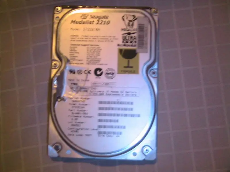 Mendapatkan Hard Drive Desktop untuk Mendapatkan Magnet Bumi Langka .: 8 Langkah