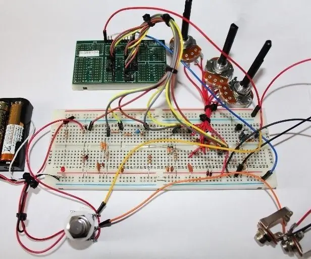 Pedale overdrive alimentato a batteria fai-da-te per effetti per chitarra: 5 passaggi