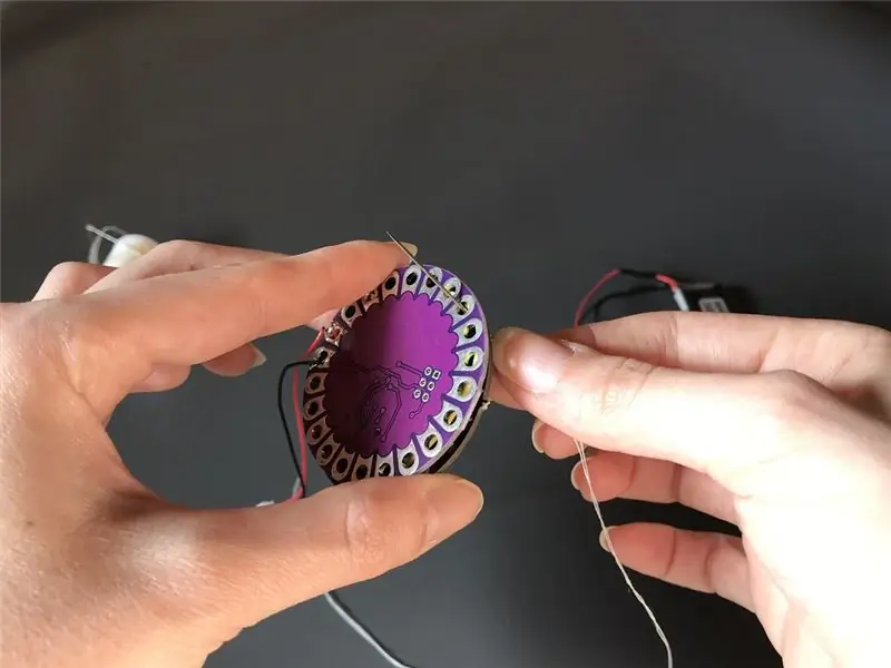 Naai Neopixel met Lilypad