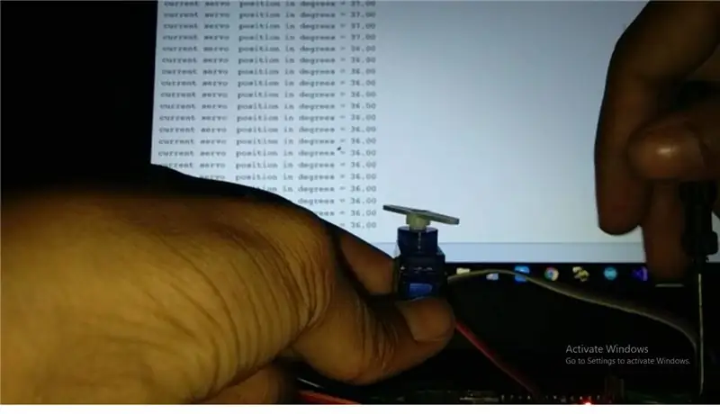 Sistema de feedback de posição servo com Arduino