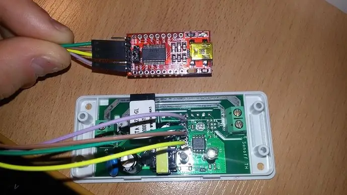 Het Sonoff Esp8266-apparaat instellen voor MQTT