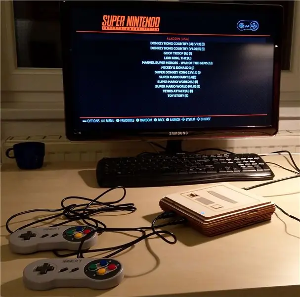 Fából készült Super Nintendo Entertainment System (SNES)