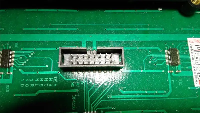 Connecteu el LED a Arduino