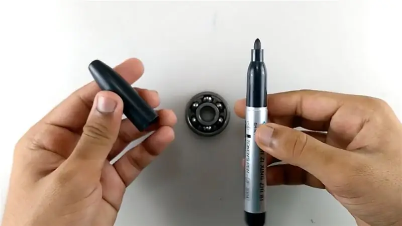 Sharpie qələminin qapağını çıxarın (VİDEOya baxın)