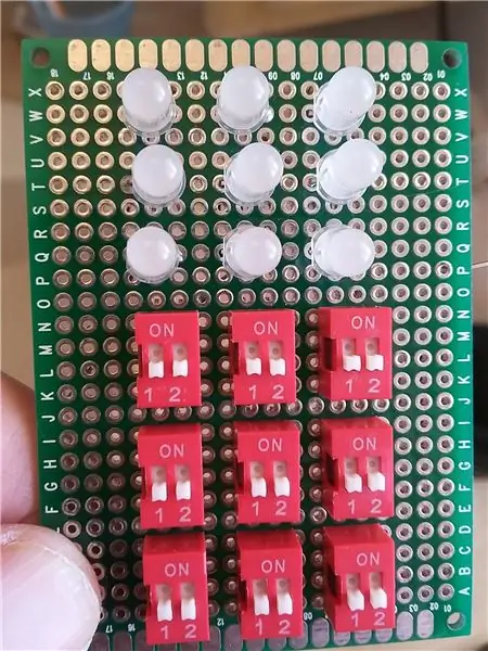 Instal·leu el DIP Dual Row 4 Pins 2 Positions Sliding Switch Vermell