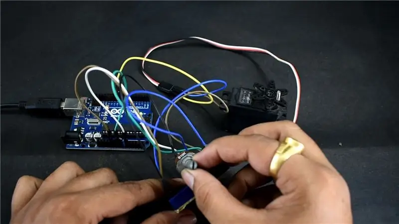 Arduino Tutorial - Servo Motor Control Me Potentiometer