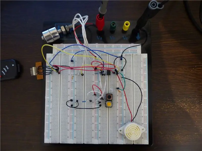 Prototyping ntawm Breadboard