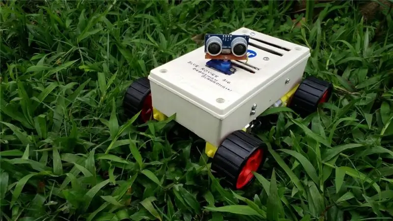 DIY Multi Feature Robot z Arduino