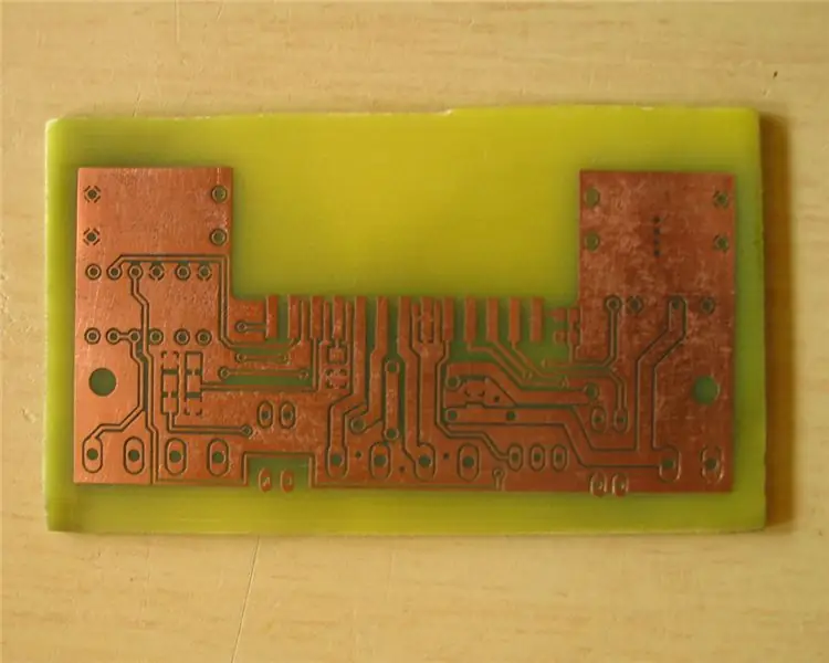 Menyelesaikan PCB