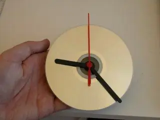 Horloge CD personnalisée : 3 étapes