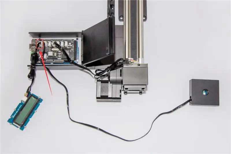 התקן צג LCD: חבר את צג ה- LCD ליציאת IIC של לוח ההרחבה