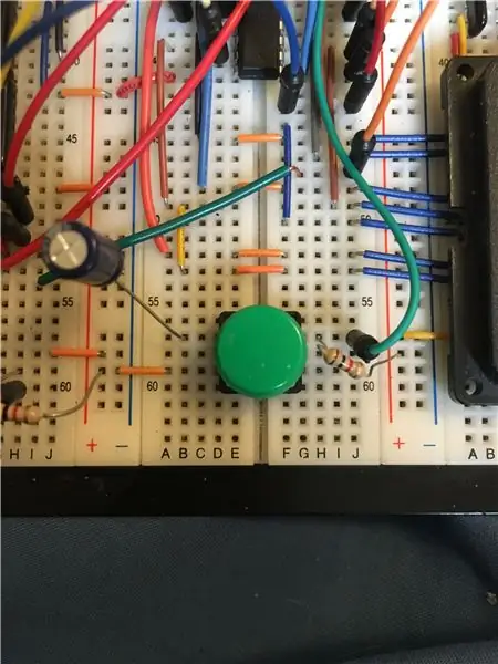 Cableado de los circuitos de alimentación, reloj y reinicio