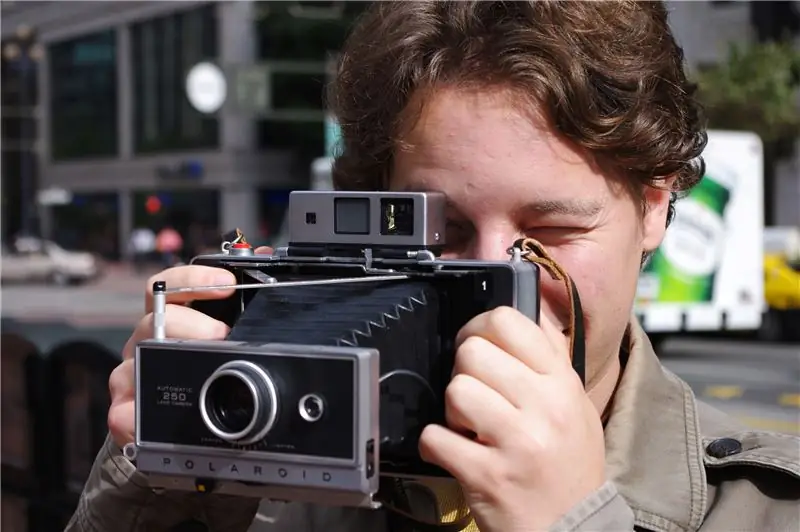 Eine Polaroid-Landkamera wiederbeleben - Gunook