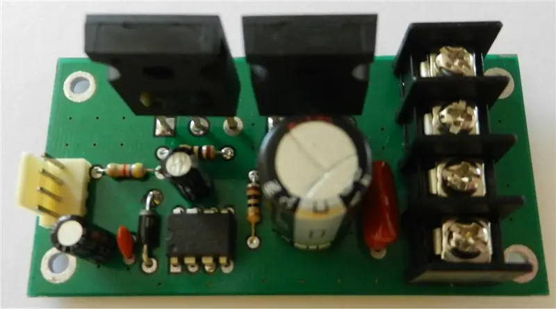 Figur-5, den første prototypen på designet (på en halvlags-PCB), ovenfra