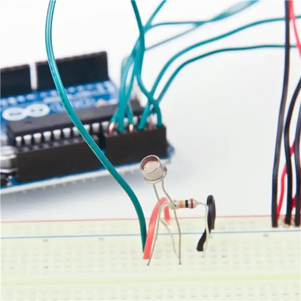 Hubungkan Fotoresistor Anda