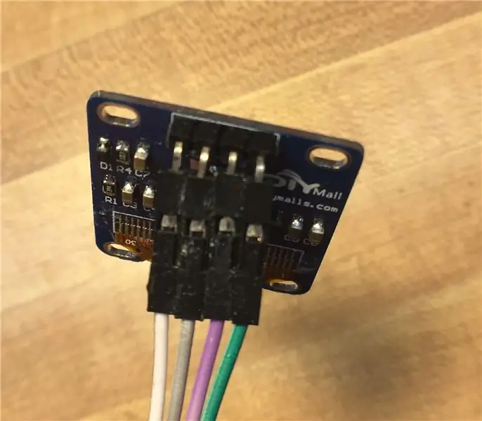 Connecteu els cables de pont a la pantalla OLED