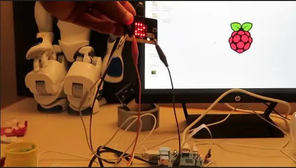 Micro: bit juhtmestiku ühendamine Raspberry Pi -ga