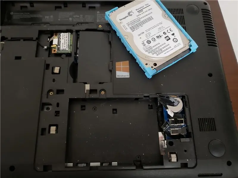 Verander die HDD na die SSD