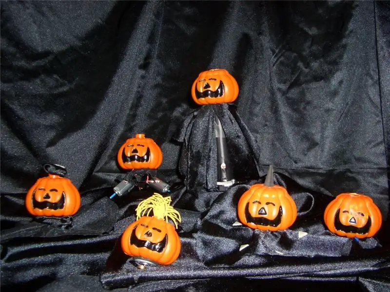 Pas op voor de Horrible Pumpkin Bots . 9 stappen (met afbeeldingen)