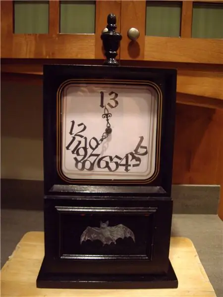 Spooky Backwards Spinning Clock Made From Cassette Player Motor: 7 βήματα (με εικόνες)