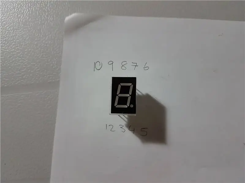 Ikonekta ang Pins 3 & 8 sa Power (karaniwang Anode) o Ground (karaniwang Cathode)